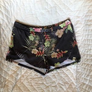 LIRA short shorts